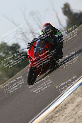 media/Nov-02-2025-Lets Ride (Sun) [[f7a3caa734]]/B Group/1120am (Turn 2 Inside)/